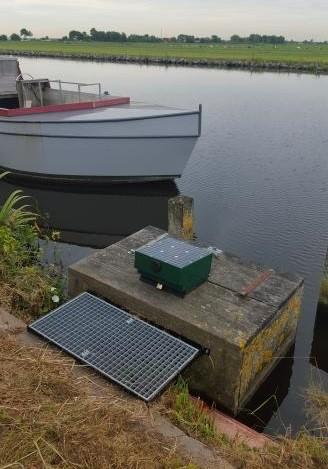 Foto van op zoutgehalte gestuurde inlaat in de Haarlemmermeer.