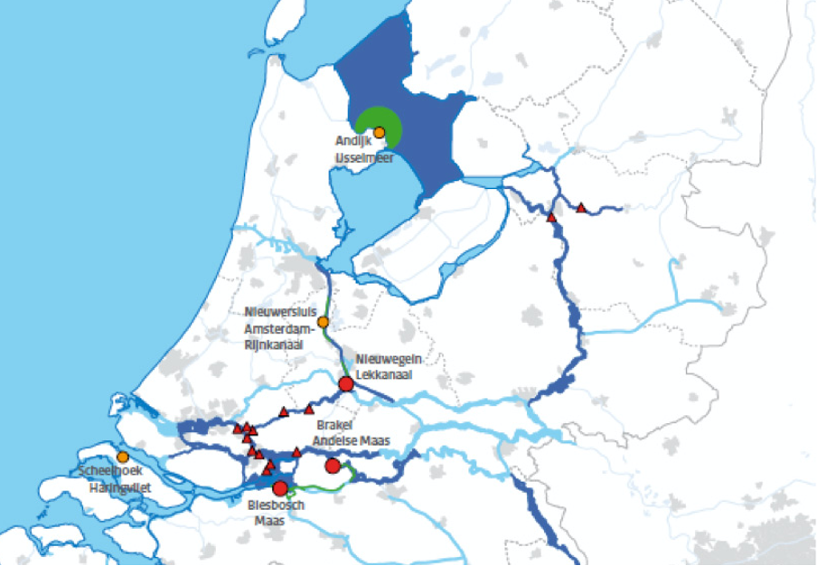 Afbeelding 1. Overzicht van drinkwaterinnamepunten in oppervlaktewateren in Nederland (Rijkswaterstaat 2012).